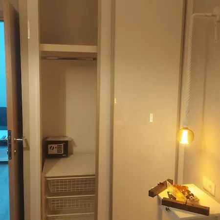 Lily Apartment Komi  Exterior photo